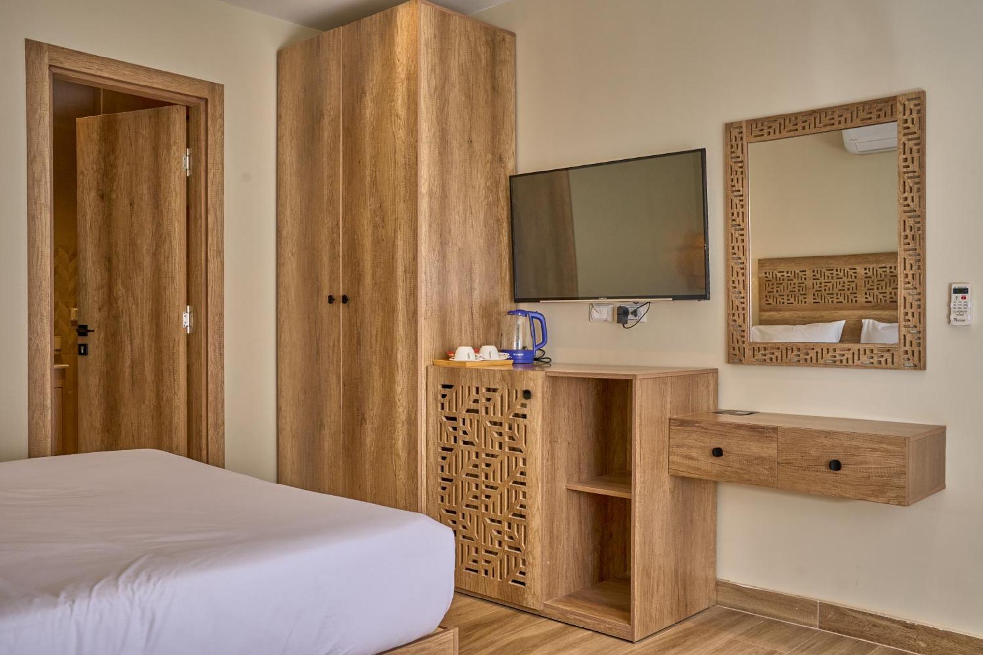 Lotus Inn Kafrat al Jabal Ngoại thất bức ảnh